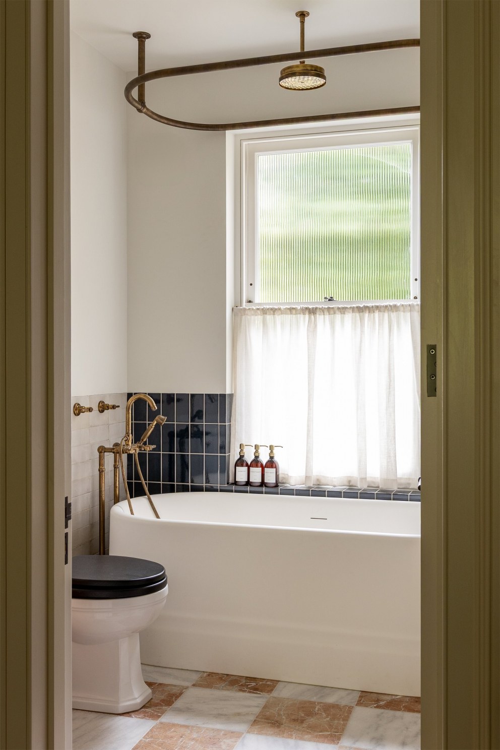 The Highbury Villa | Guest Bathoom | Interior Designers